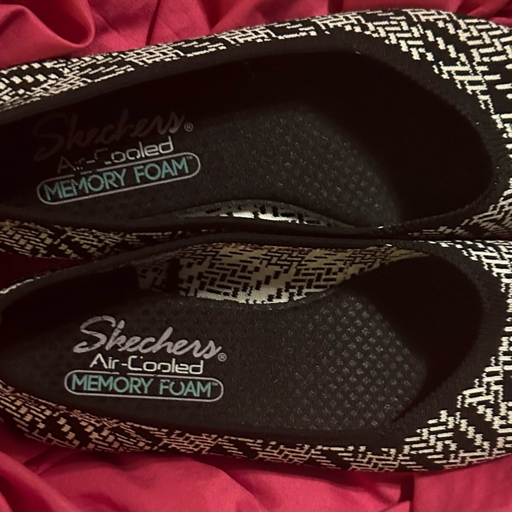 Sketchers Air Cooled Memory Foam Flats - image 2